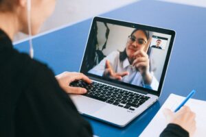 Audit jarak jauh via video conference sesuai ISO 19011:2026